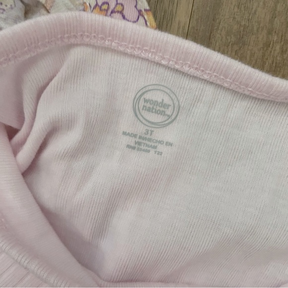 Two Piece Paisley Outfit - Picture 6 of 6